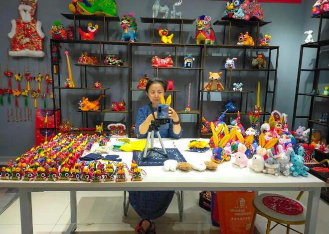 購(gòu)購(gòu)購(gòu)！巾幗好品等你來(lái)——專業(yè)會(huì)議及展覽服務(wù)助力女性創(chuàng)業(yè)